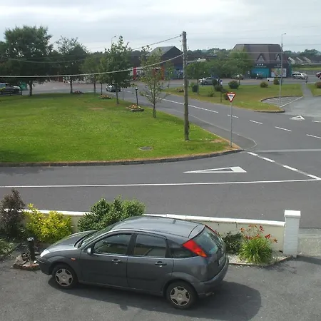 Carranross House 3*